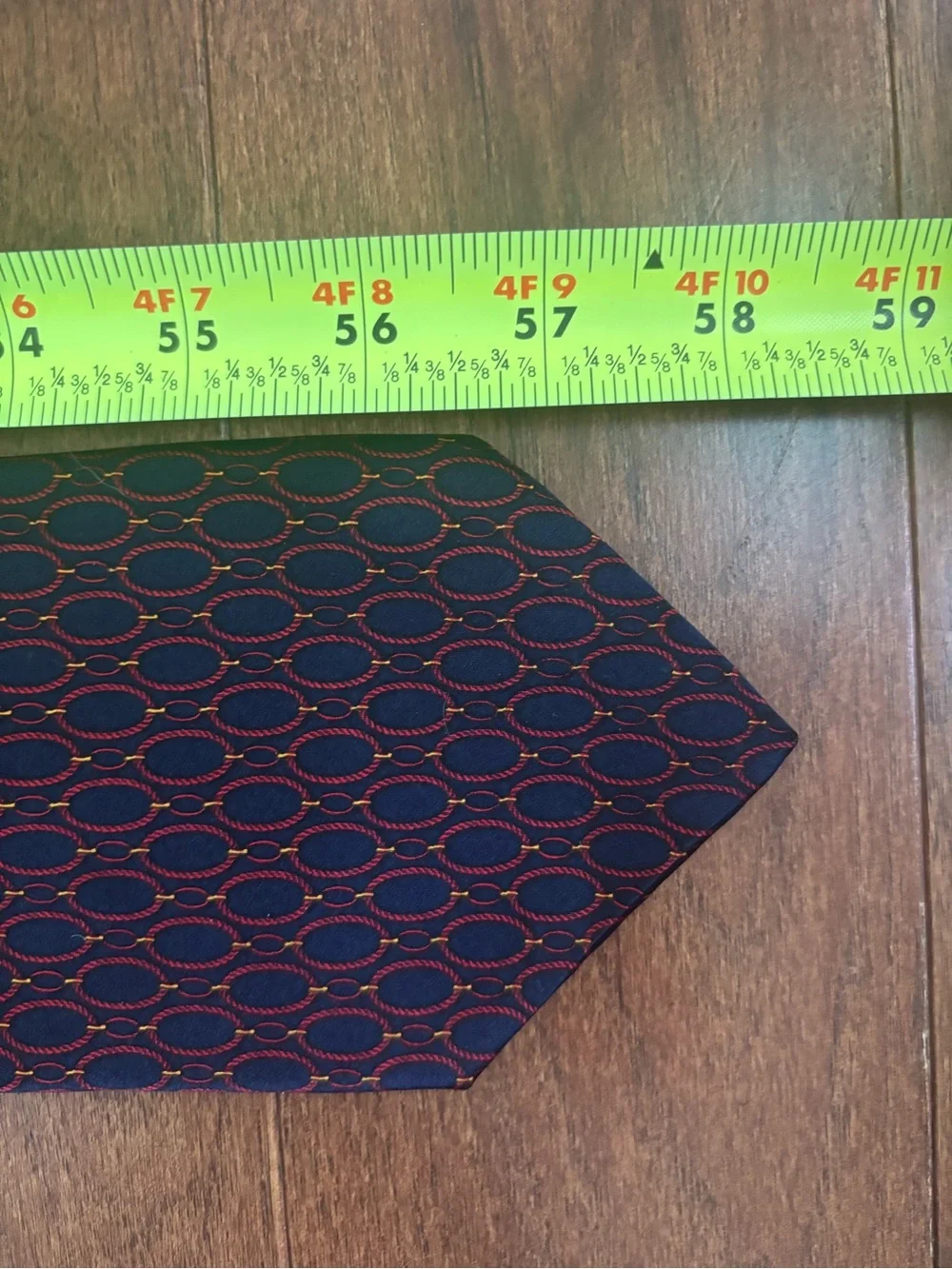 Gucci Navy and Burgundy Geometric Oval Silk Tie